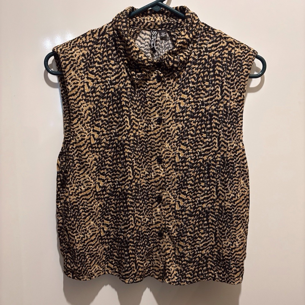 Pieces Animal Print Size‎ Small Sleeveless Button Up Shiny Thread